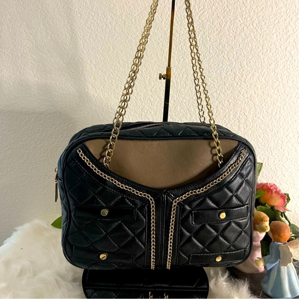 FALCHi  New York Elegant Black Quilted Shoulder Bag with Gold Accents
